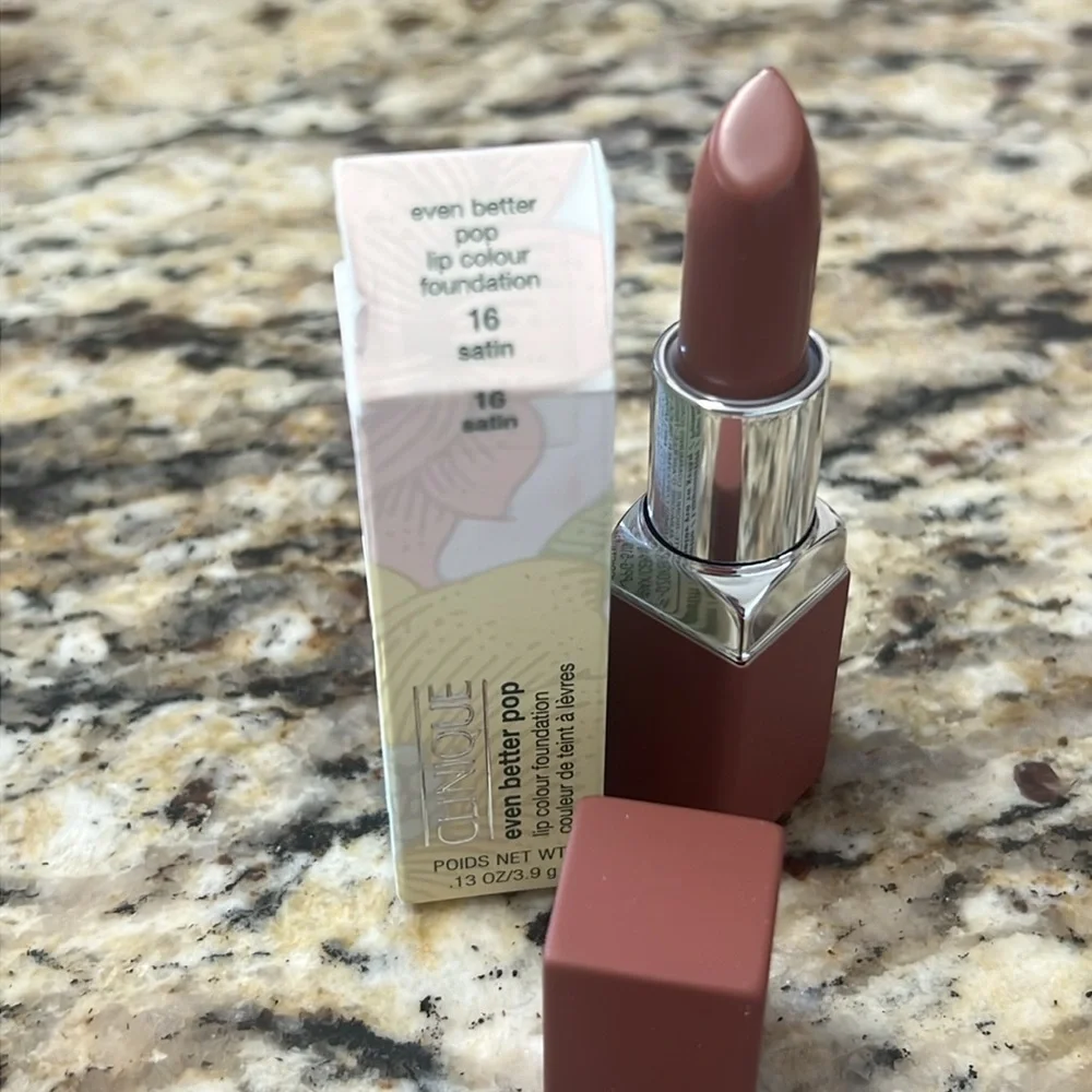 ♣️🌙Clinique Satin Even Better Pop Lipstick